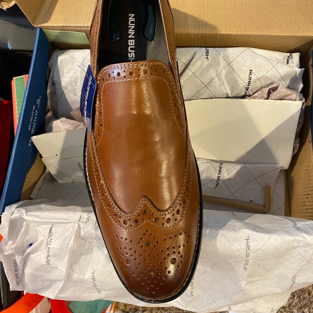 Men’s genuine leather cognac dress shoes